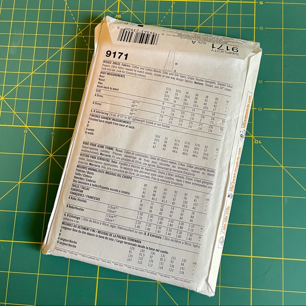 Simplicity Pattern #9171 - Picture 2 of 3